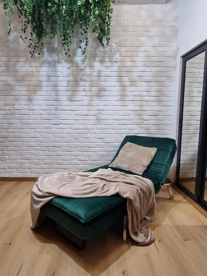 Casa Chiper - Attic Apartment With View บราชอฟ ภายนอก รูปภาพ